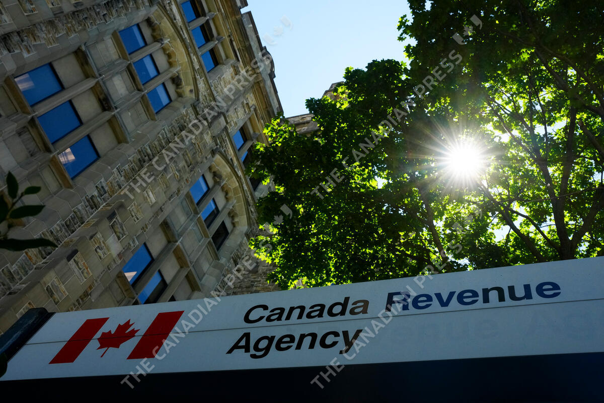 Using drop boxes to file taxes? The CRA is getting rid of them soon