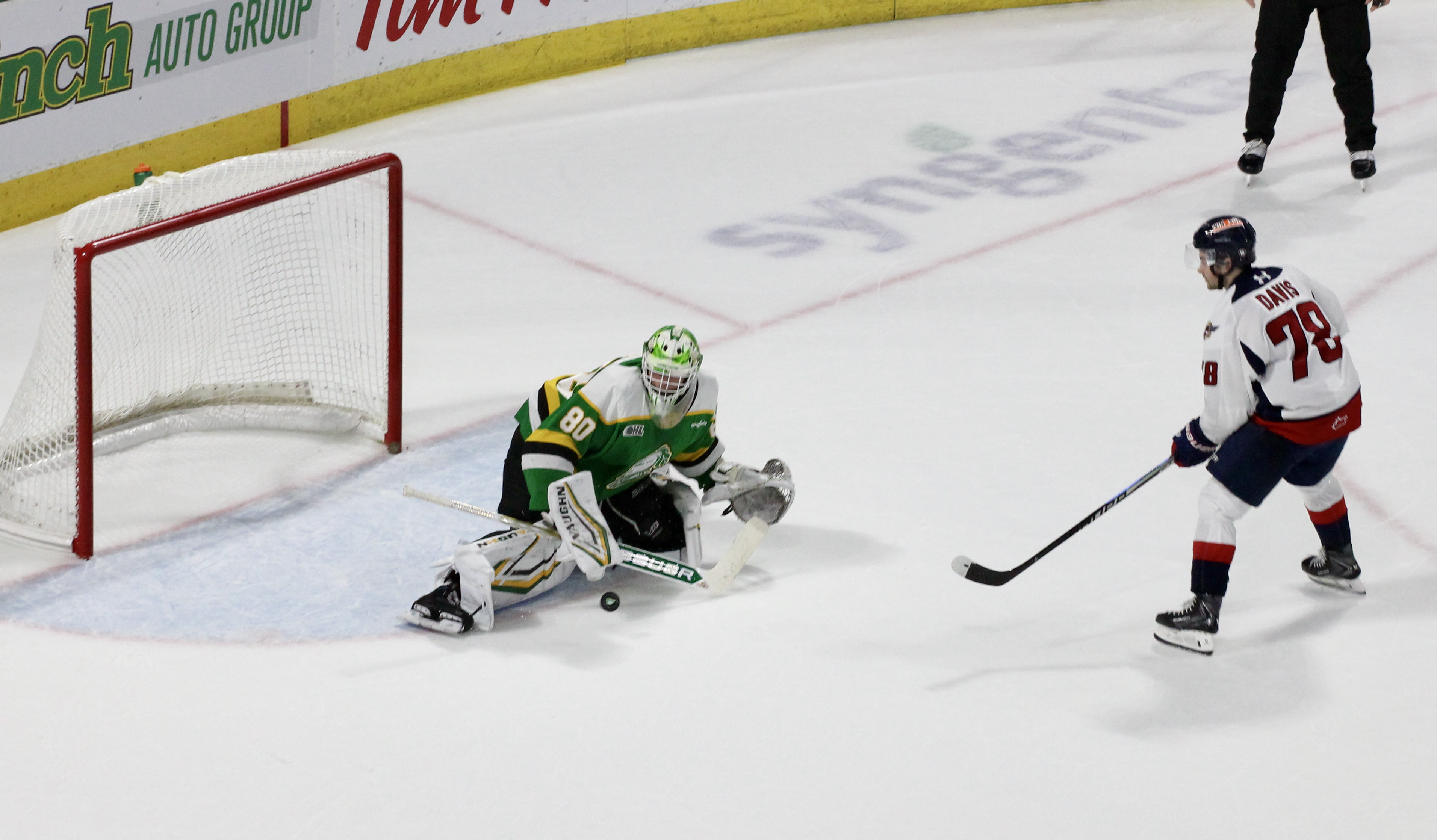 London Knights remain in driver’s seat for home ice after shootout victory over Windsor