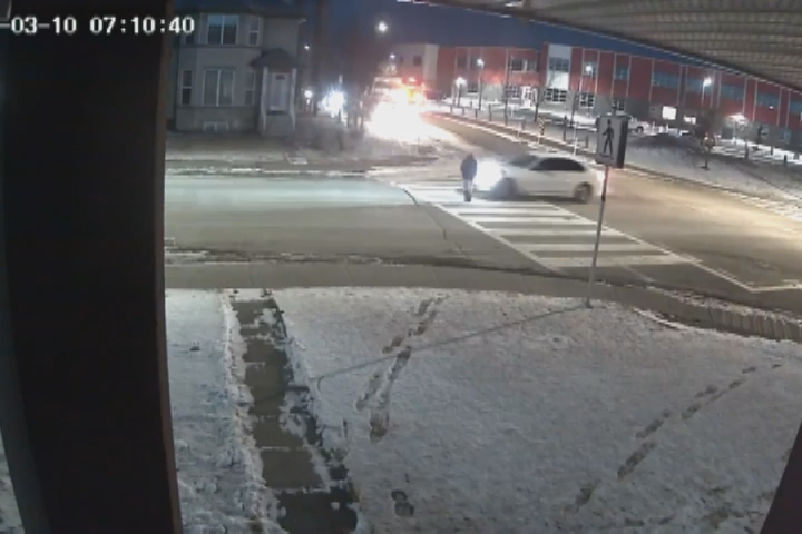 Calgary councillor looks to make northeast intersection safer: 'It is dangerous'