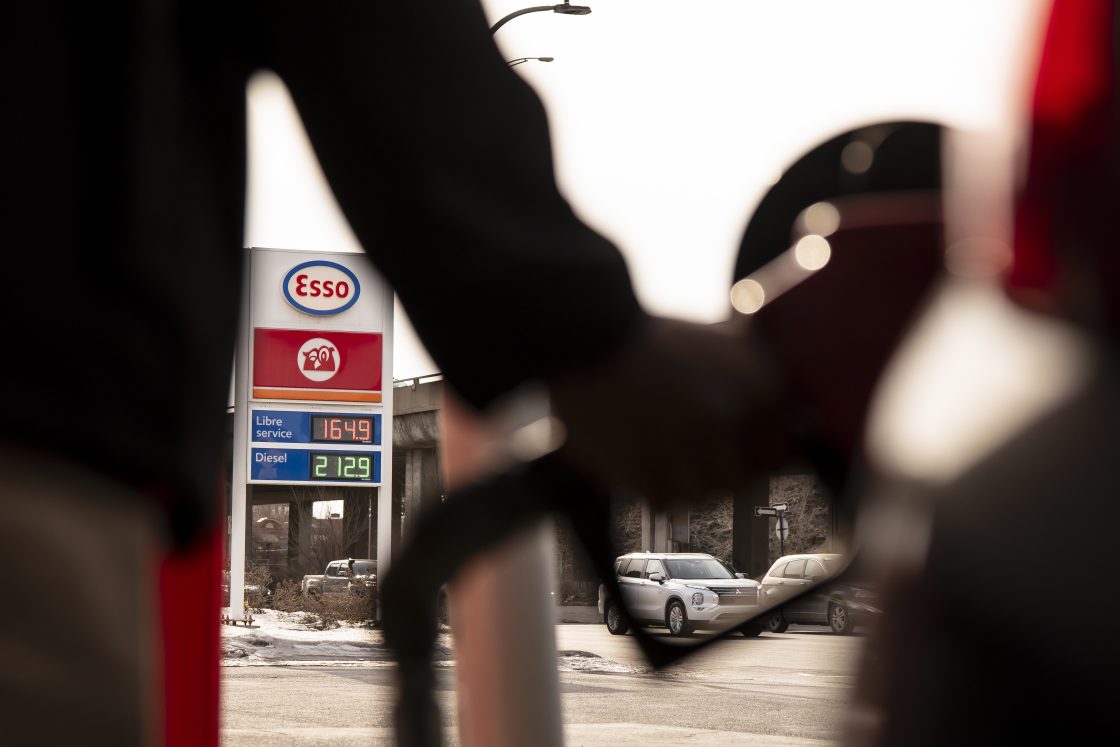 Oil prices soar as G7 ministers to meet on strategic reserves and Iran war