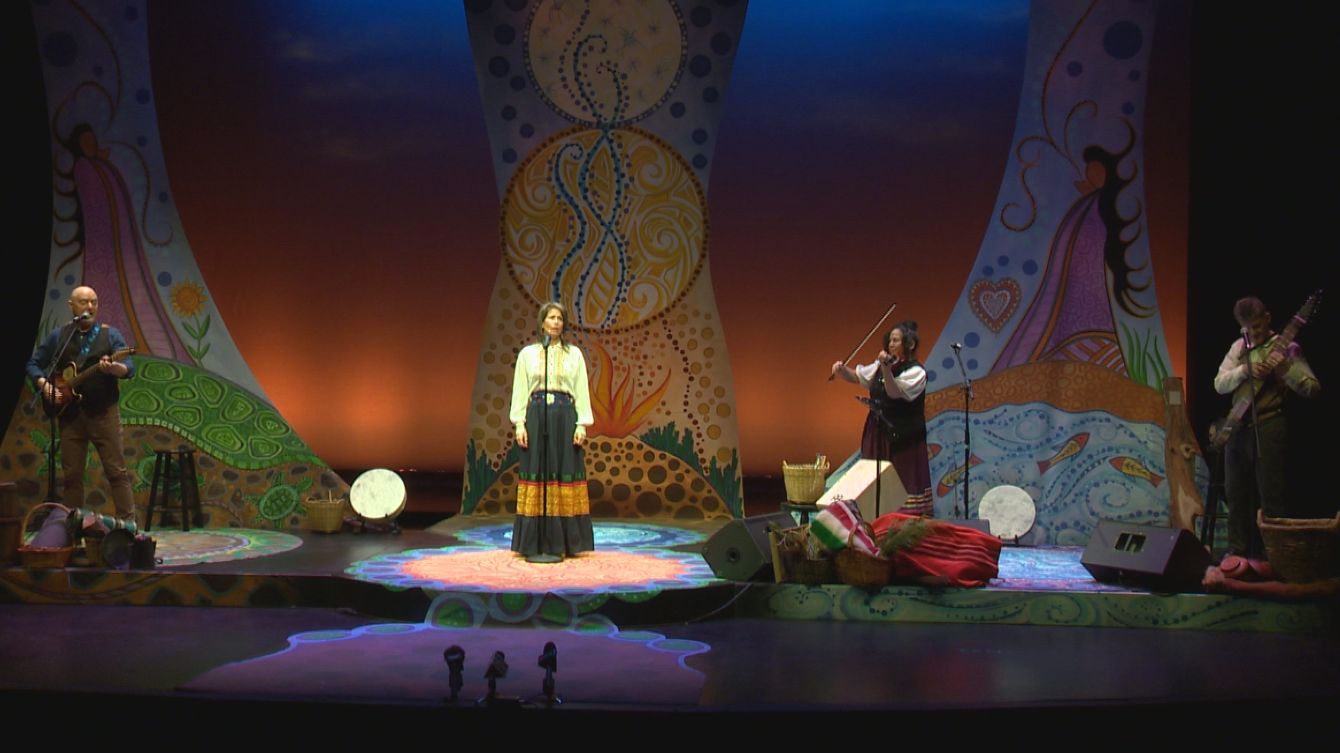 O cabaré Métis ‘Rubaboo’ no Teatro Perséfone celebra a cultura indígena O cabaré Métis ‘Rubaboo’ no Teatro Perséfone celebra a cultura indígena