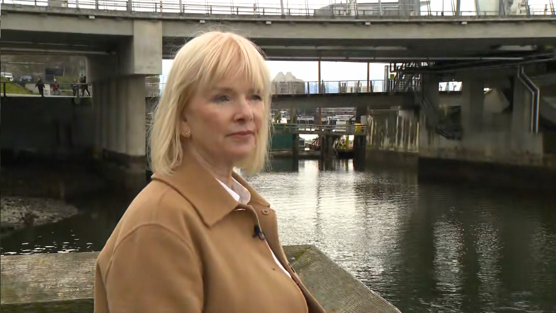 B.C. government denies Scottish midwife’s work permit over missing English test