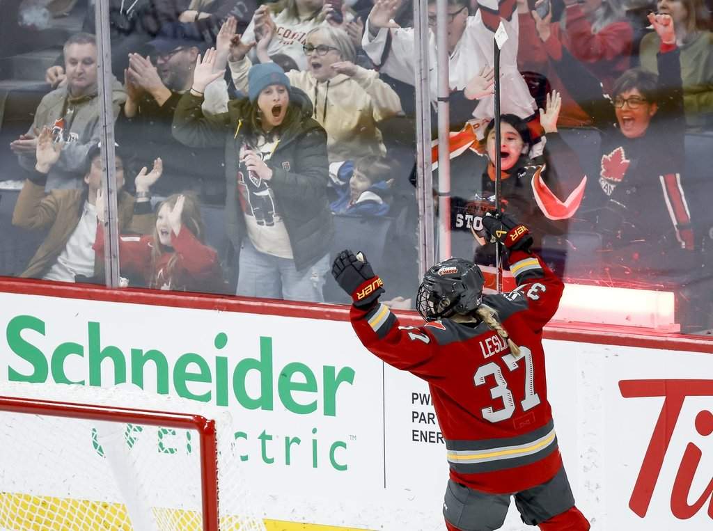 Winnipeg would embrace a PWHL team, players and fans say