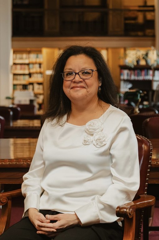Politicians praise Amanda Lathlin, first First Nations woman in Manitoba legislature