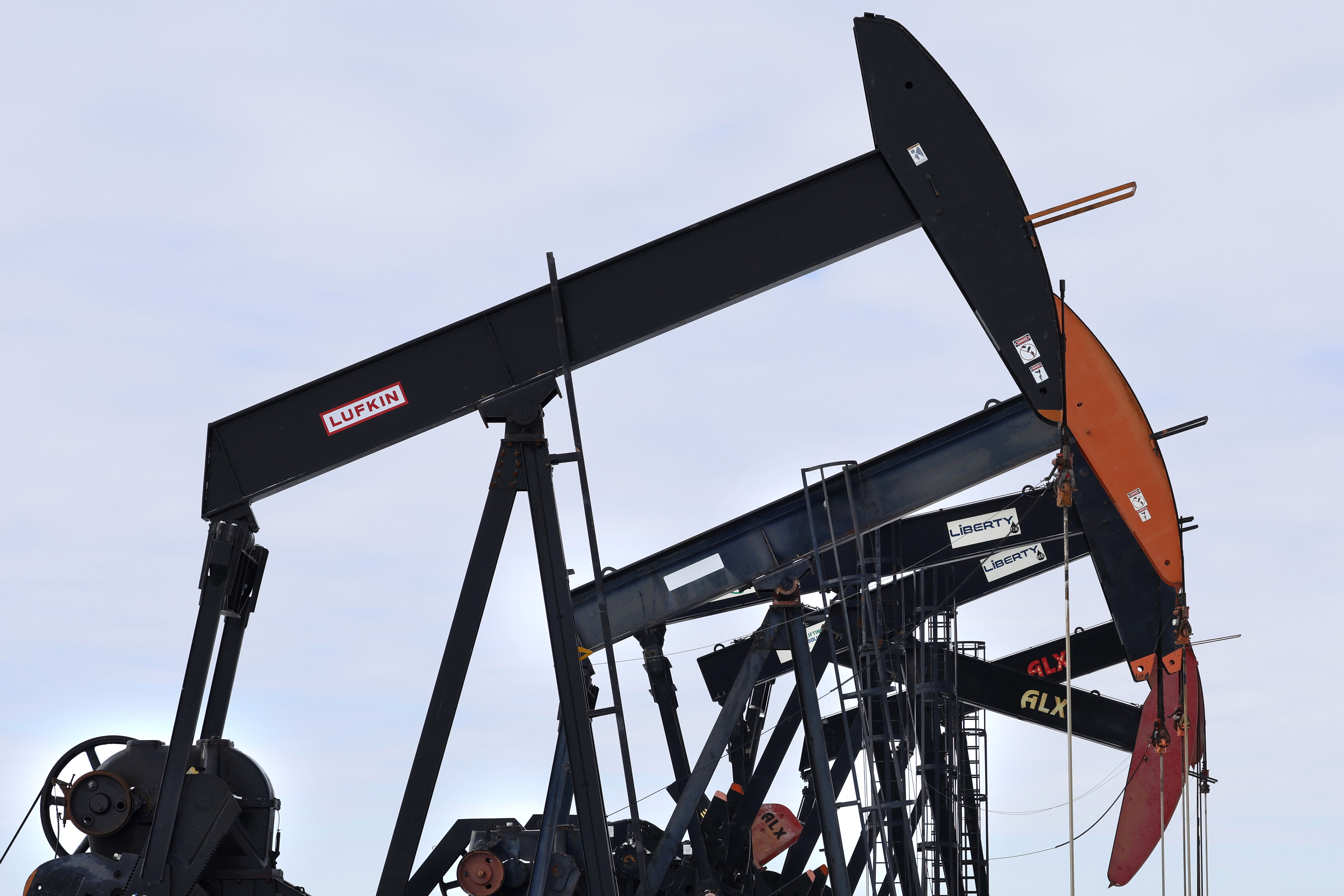 Canada to release additional 140K barrels of oil per day starting in April