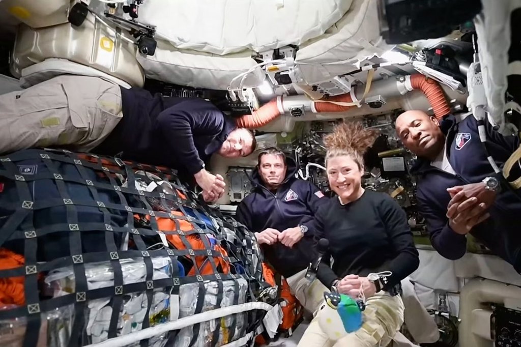 Artemis II re-entry: Hansen, crew ‘focusing on getting it all done right,’ Hadfield says