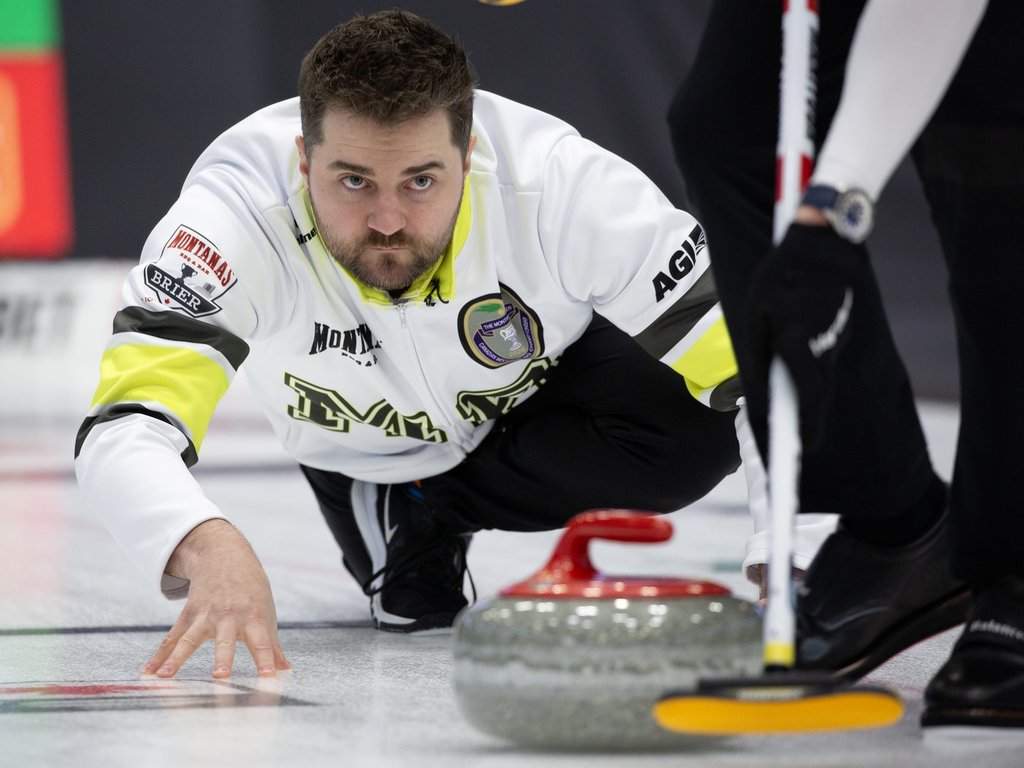 Canada’s Dunstone wins 5th straight, creates logjam atop world curling standings