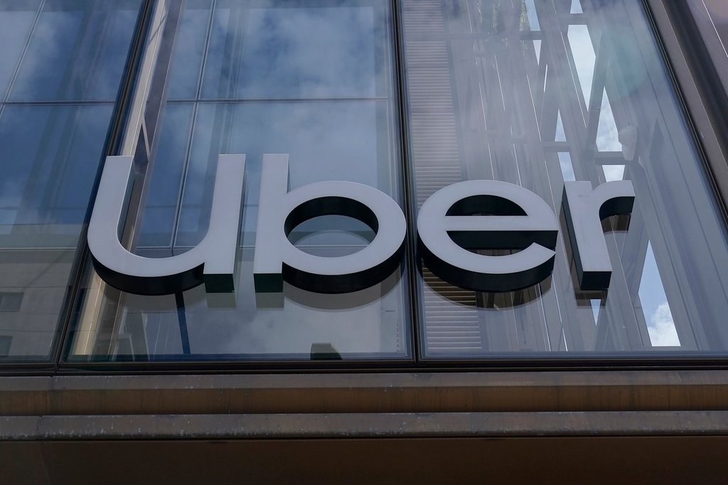 Uber To Introduce Hotel Booking Feature And ‘room Service’ Options - Beritaja