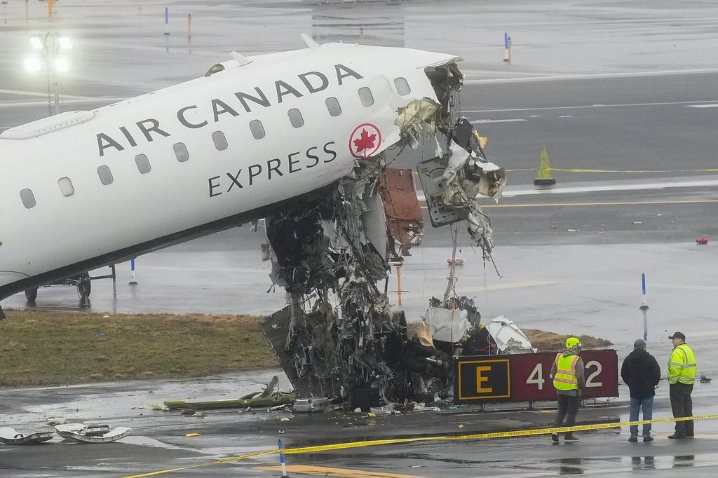 ‘stop Stop Stop’: Report Details Lead-up To Air Canada Laguardia Crash - Beritaja