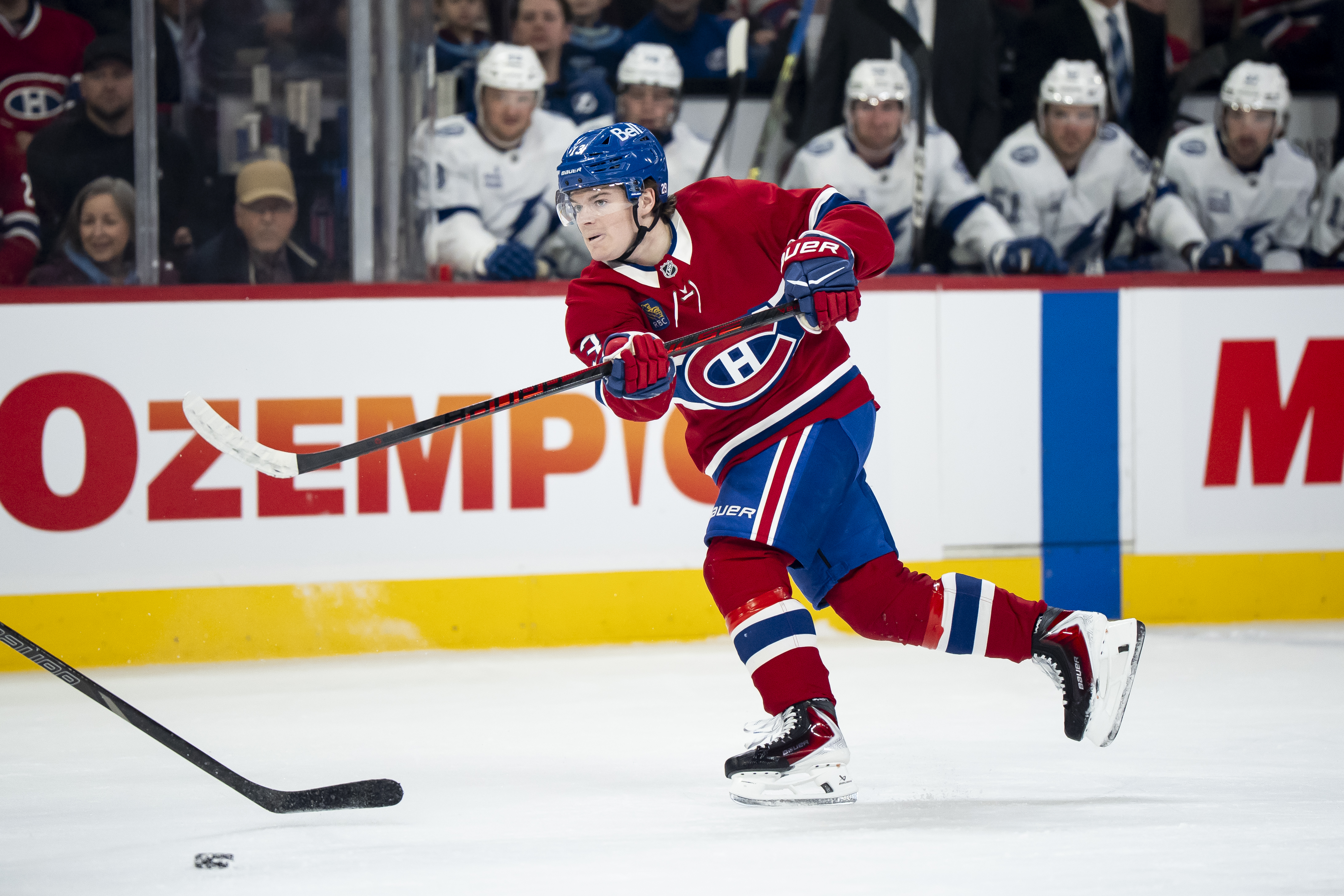 Cole Caufield becomes first Canadien to score 50 since 1990 with goal vs. Lightning