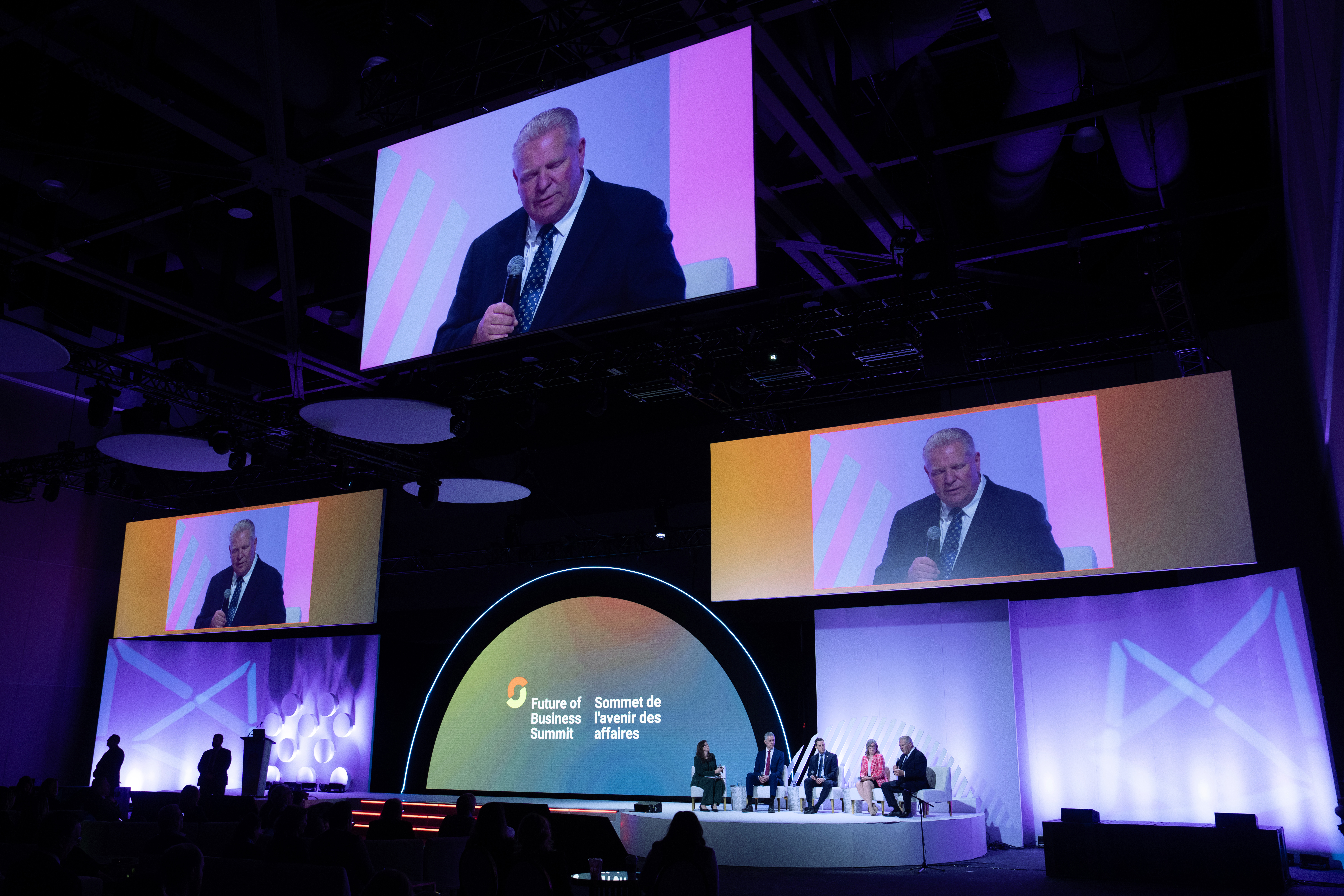 Amid Public Pullback, Premier Ford Headlines ‘exclusive’ Event At Members-only Club - Beritaja