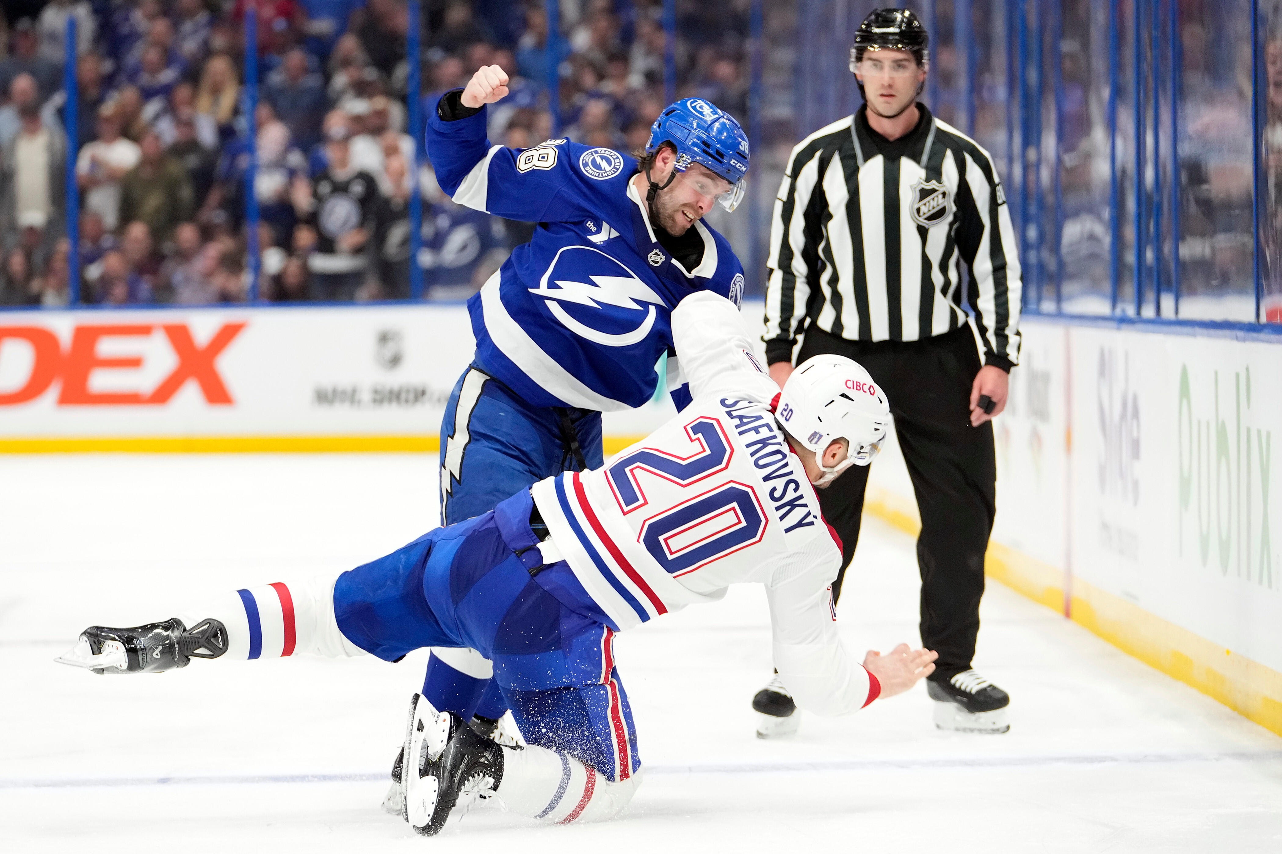 Call of the Wilde: Canadiens finish Game 2 with 3-2 OT loss against Tampa Bay to even the series