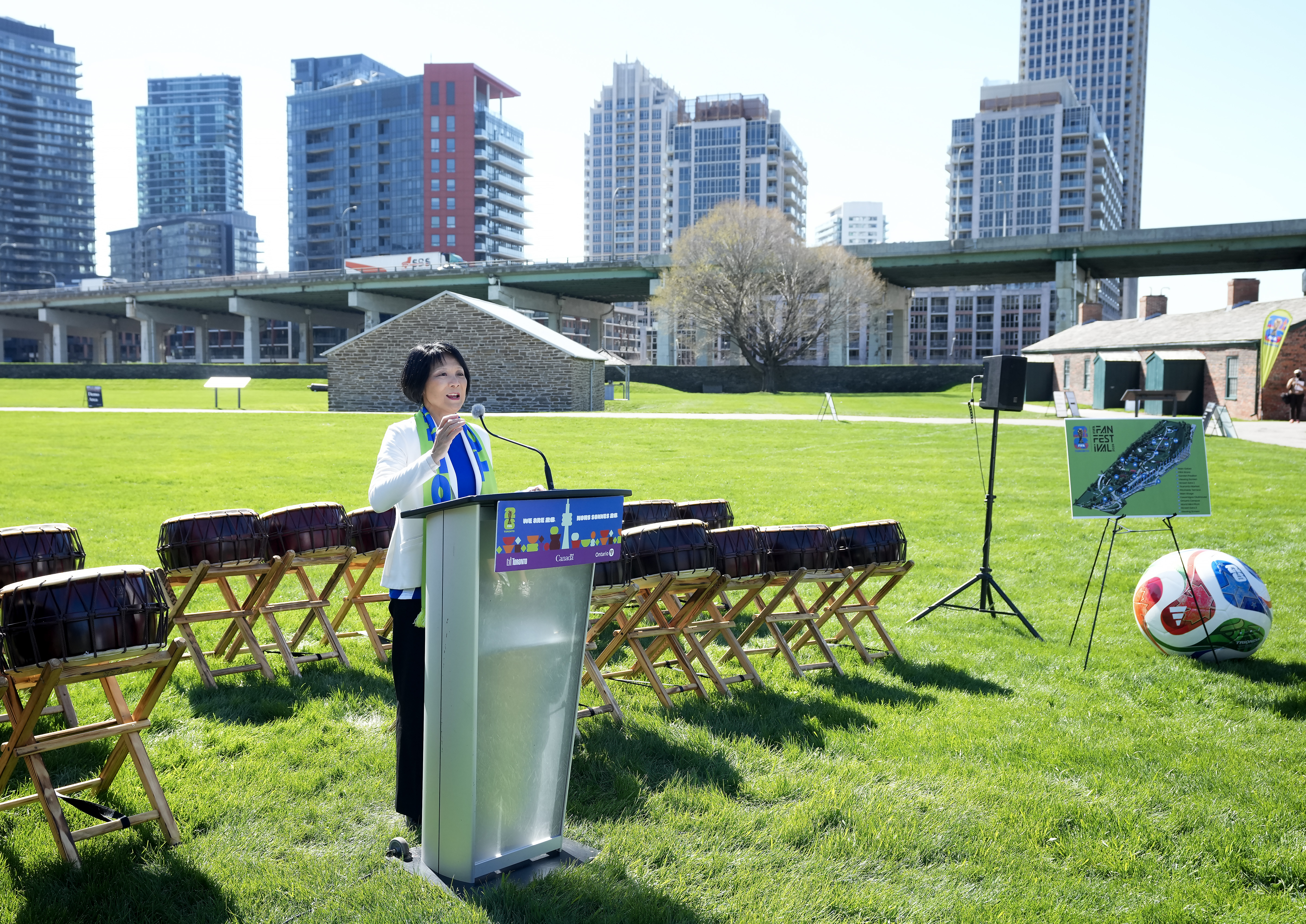 Toronto Unveils Plans For Mainly Free Fifa Fan Fest, But Budget Hole Remains - Beritaja