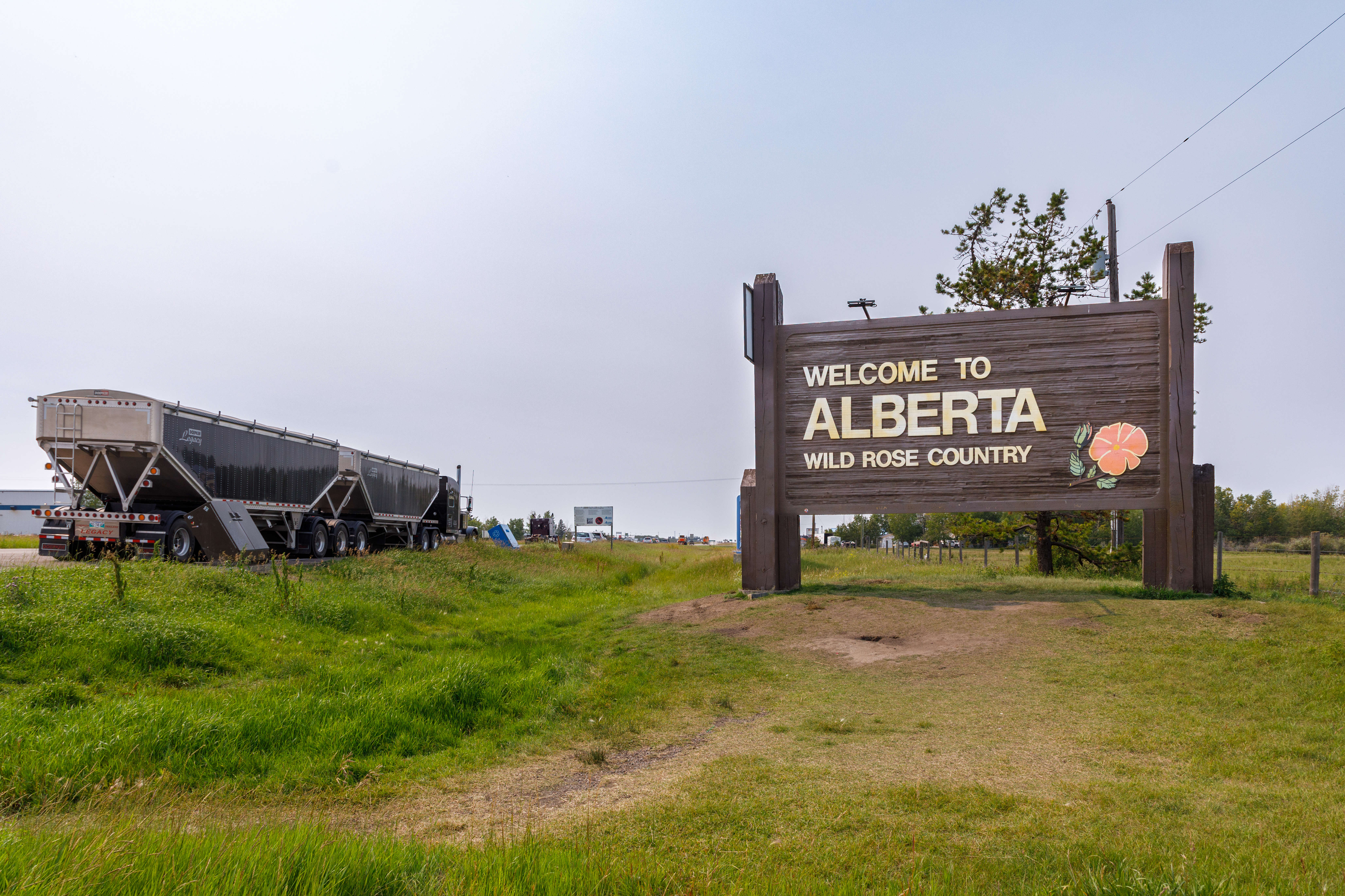 Province Planning To Replace ‘welcome To Alberta’ Highway Signs - Beritaja