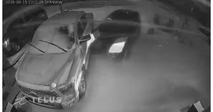 Northwest Calgary Family Seeks Answers After Motorist Crashes Into Home, Drives Away - Beritaja