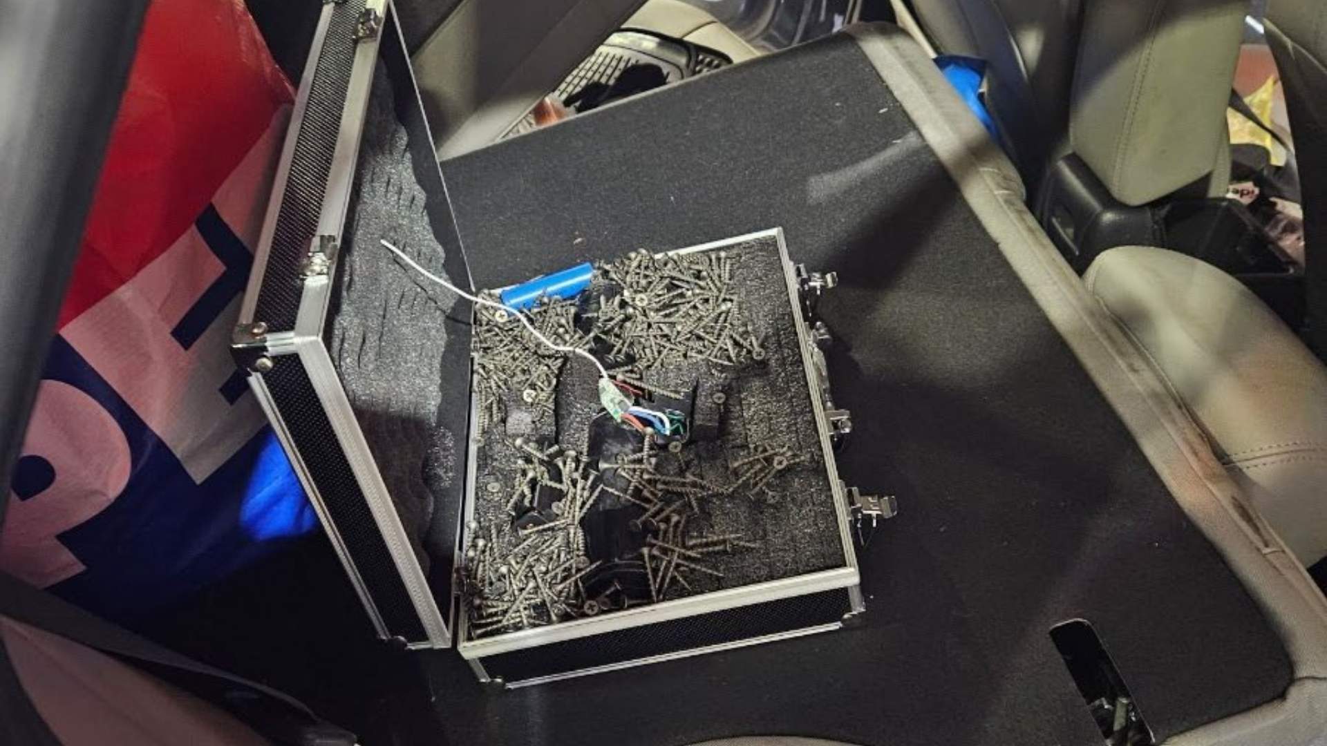Homemade bomb containing screws discovered during Sherwood Park arrest