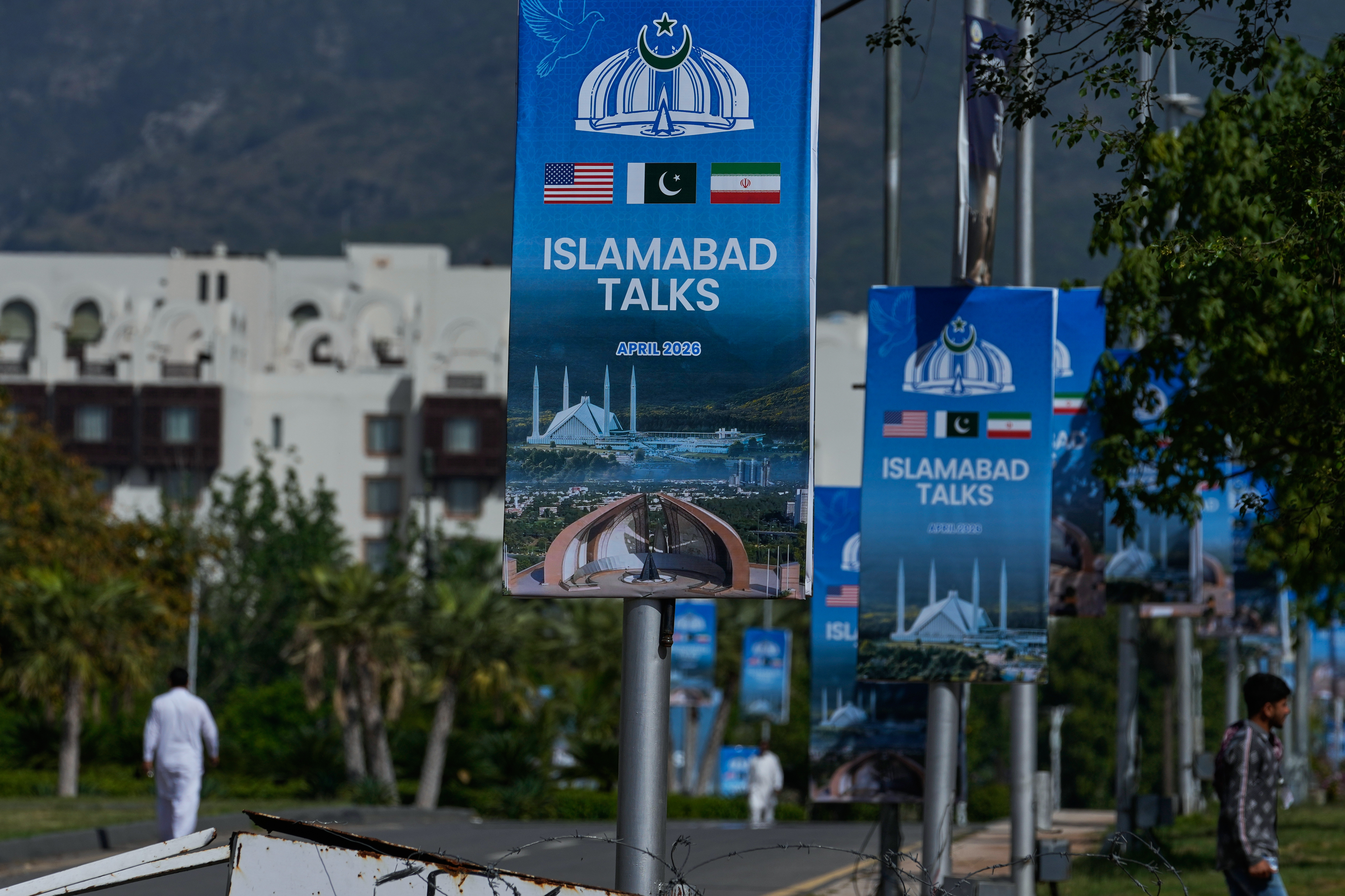 Iran, U.S. signal new talks in Islamabad as ceasefire nears end