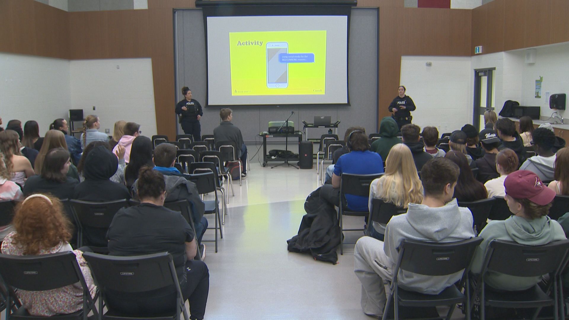 Manitoba RCMP unit educating students on digital safety, dangers