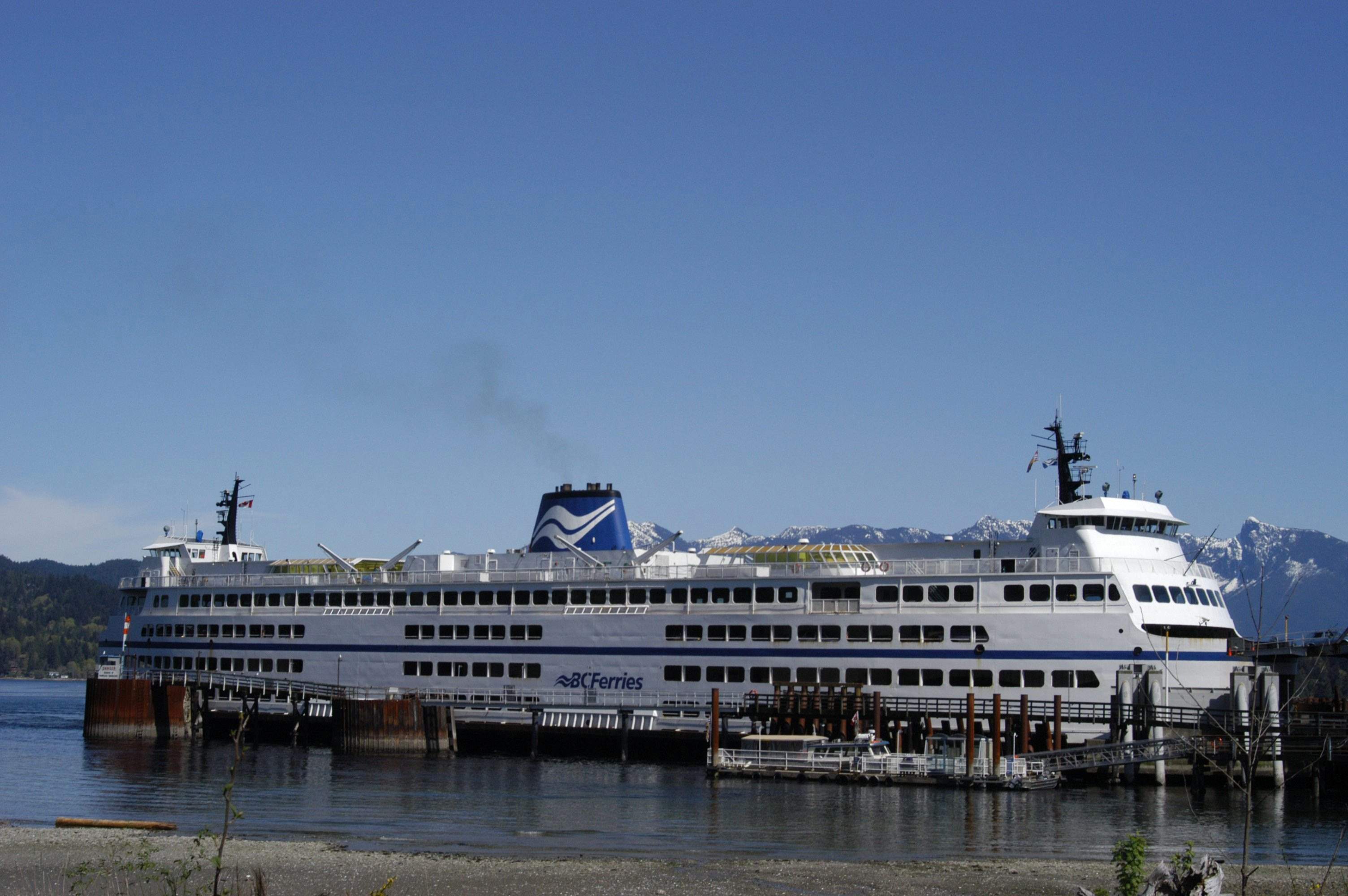 BC Ferries passengers could see delays after Langdale terminal ramp fails