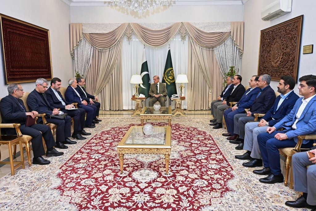 Iran’s Foreign Minister Leaves Without Meeting Us Envoys, Pakistani Officials Say - Beritaja
