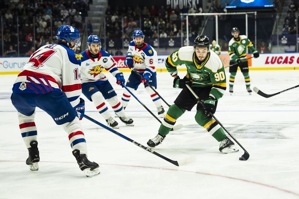 Leafs sign Sim to two-year entry-level contract