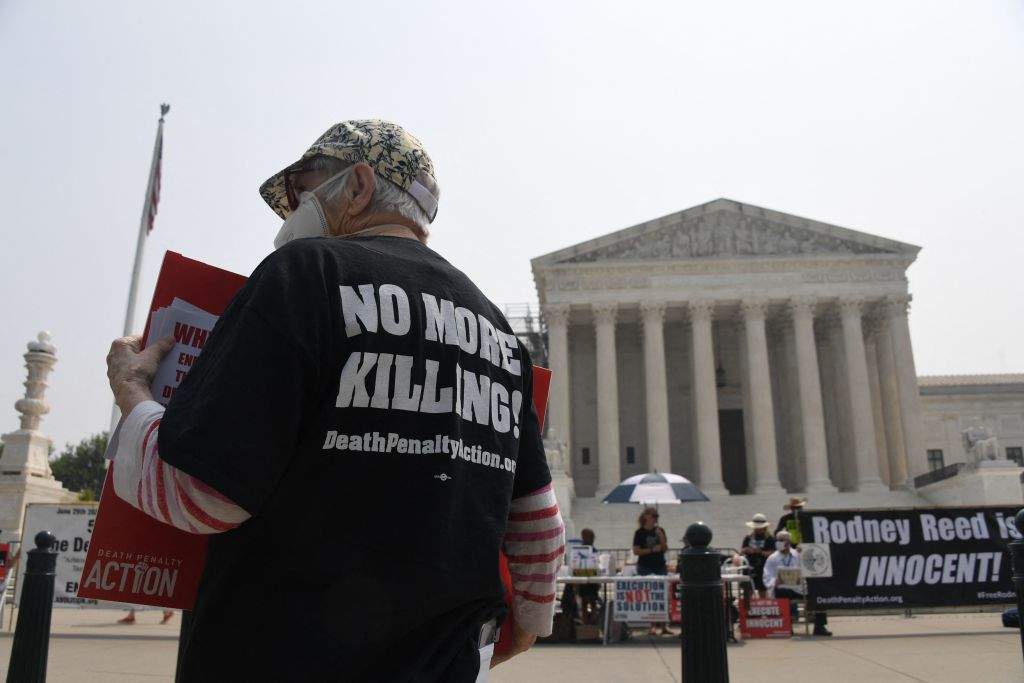 U.S. adding firing squads, electrocution, gassing to federal execution methods