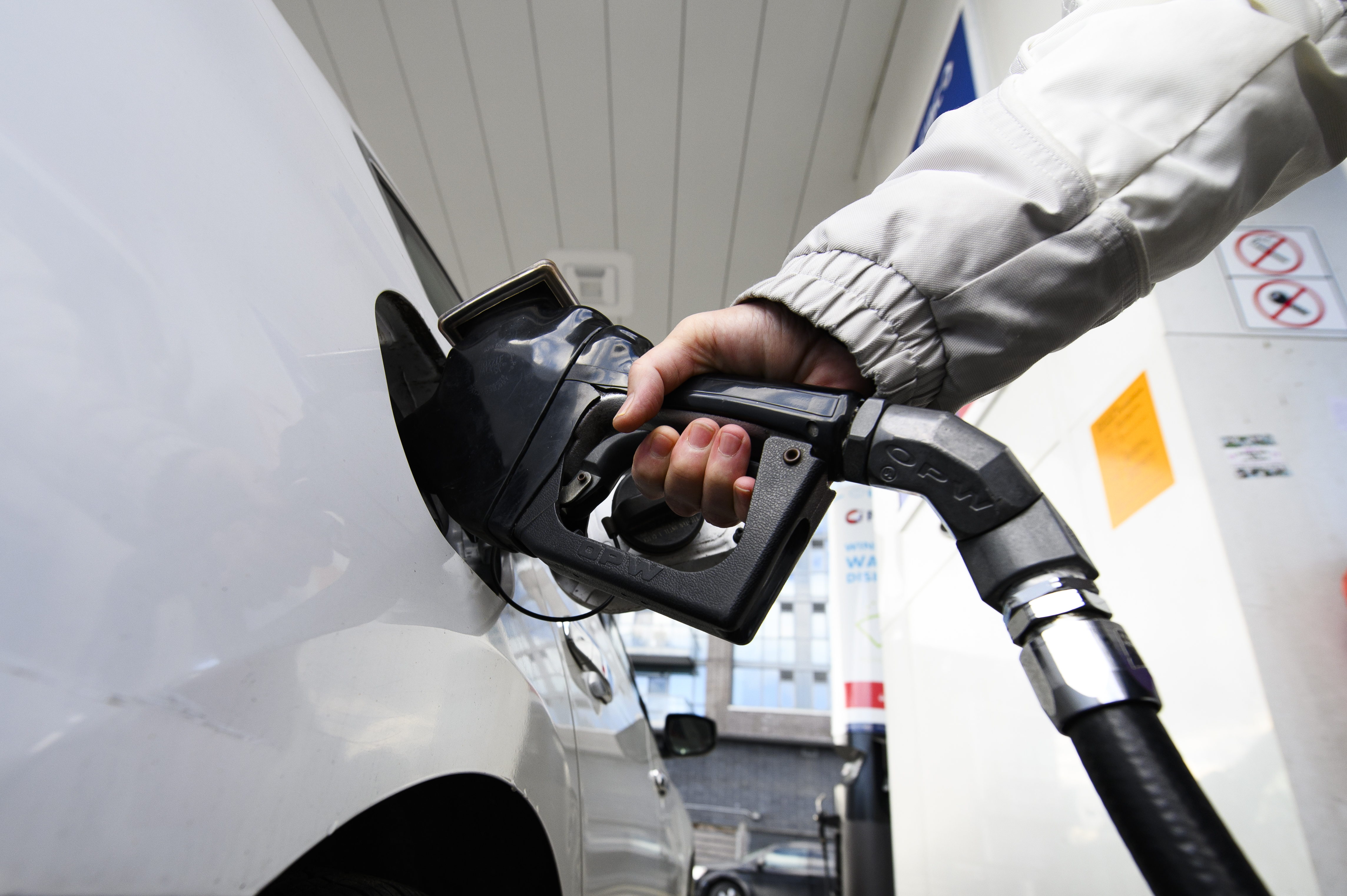 Canada’s Fuel Excise Tax Freeze Now In Effect. Where Do Gas Prices Stand? - Beritaja