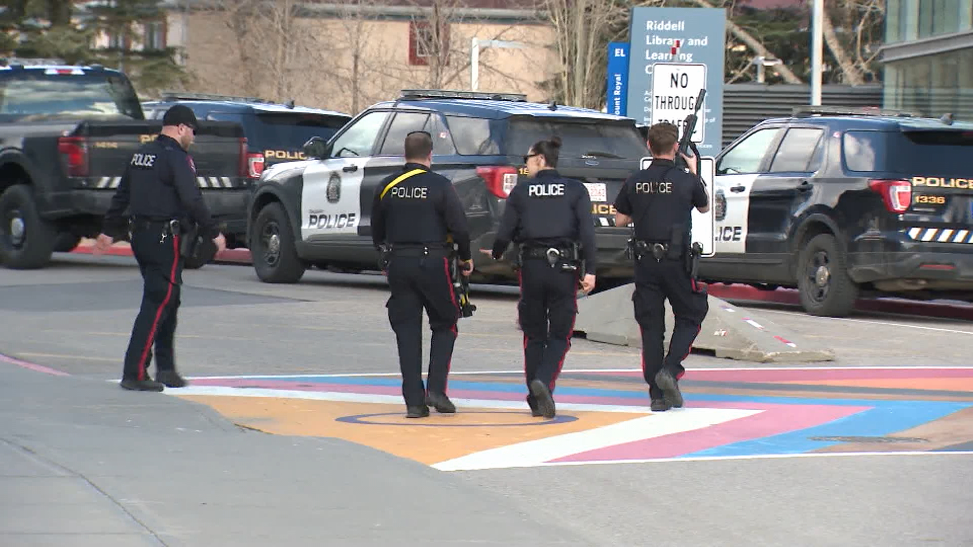 Mount Royal University accused of being ‘woefully equipped’ to deal with campus emergency