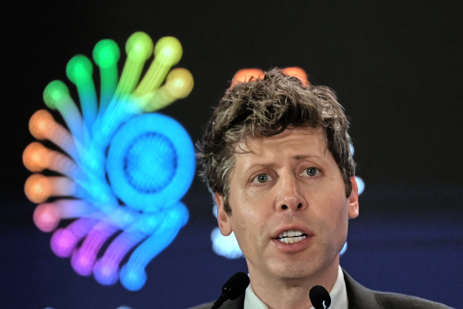 Man arrested after Molotov cocktail hurled at OpenAI CEO Sam Altman’s home