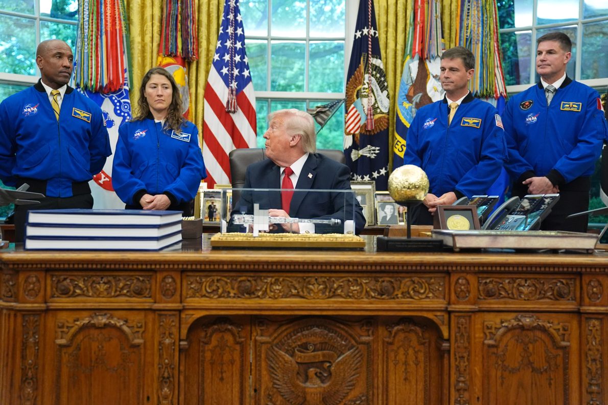 Canadian Jeremy Hansen Joins Artemis Ii Crew, Meets Trump At White House - Beritaja