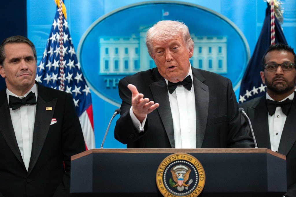 Trump Says Ballroom Is Needed After Correspondents’ Dinner Shooting - Beritaja