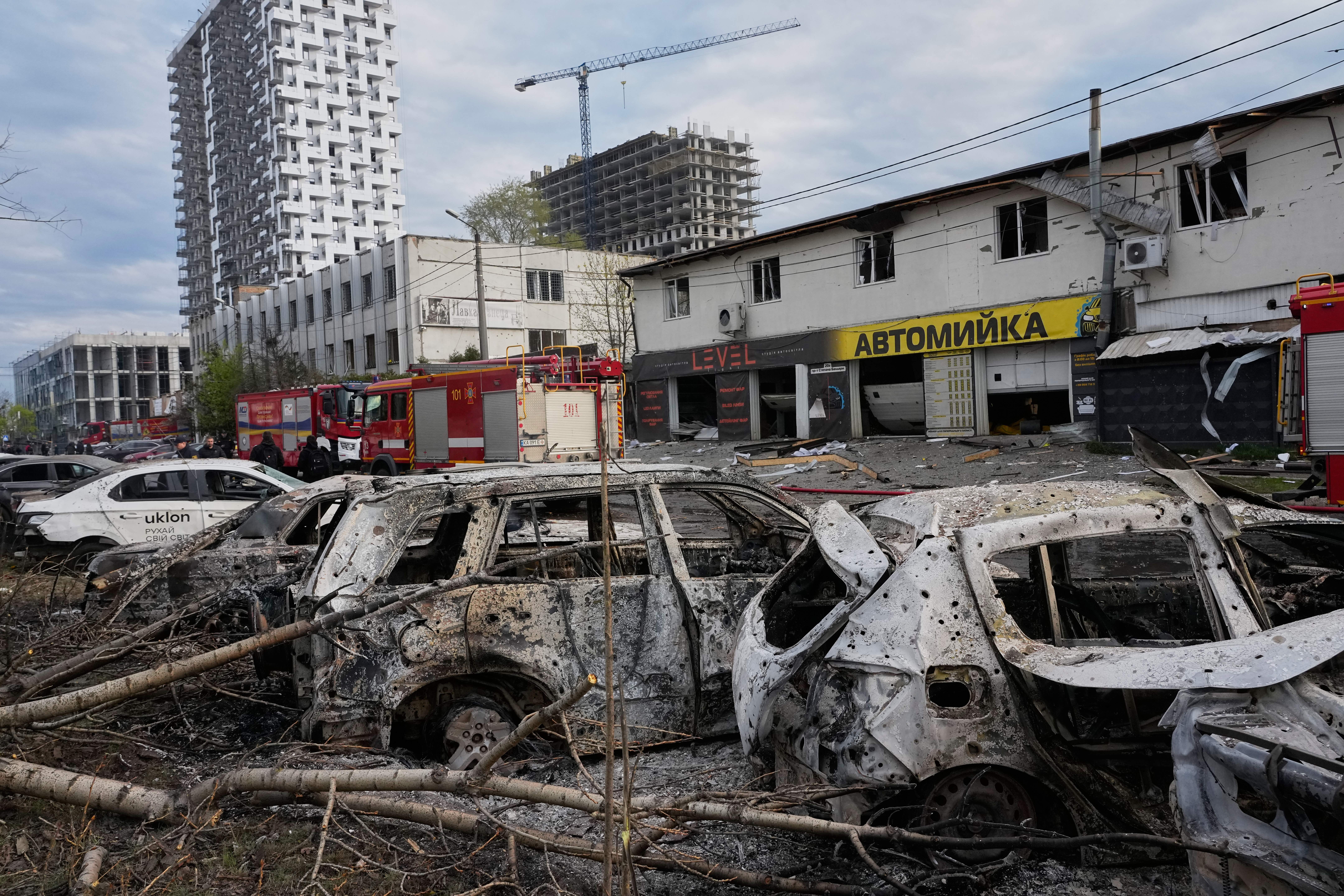 Russian strikes kill at least 16 in Ukraine in biggest attack this months