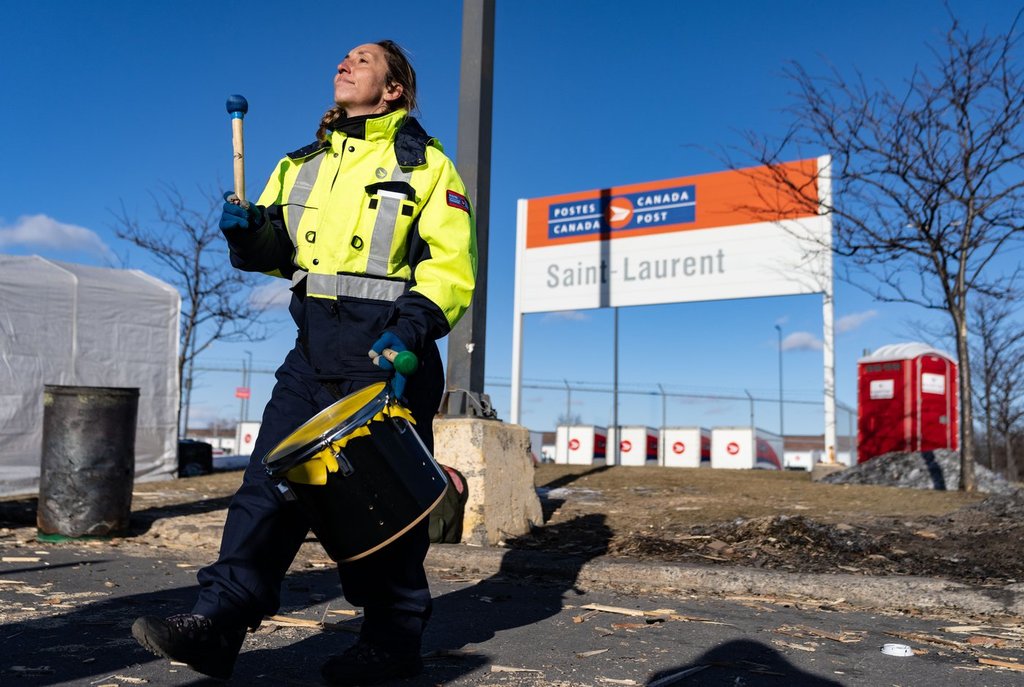 Canada Post Workers Set To Wrap Up Voting On New Tentative Deal - Beritaja