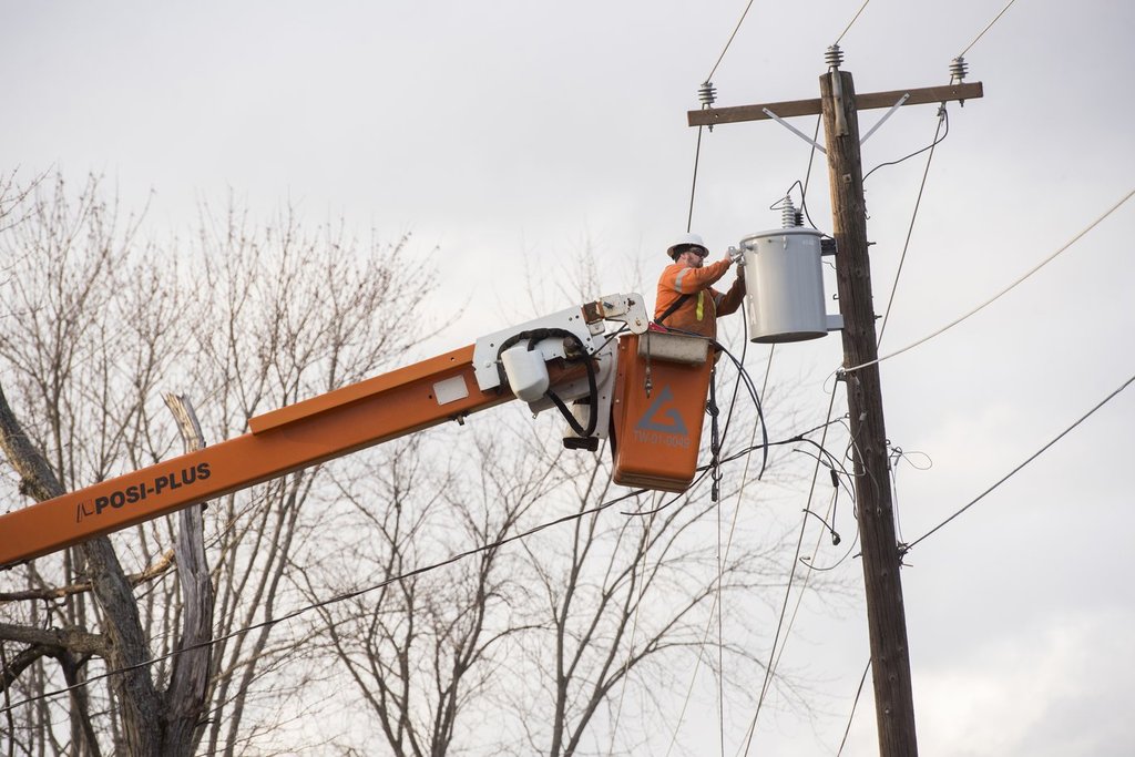 Debt-saddled power utility: New Brunswick to create consumer advocate for energy