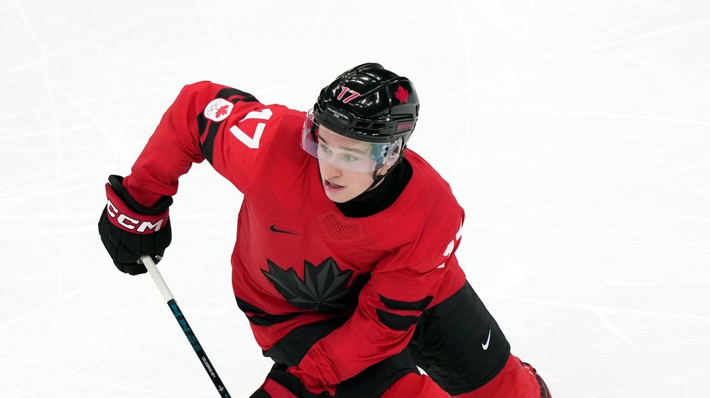 Celebrini Headlines Canada’s Roster For Worlds - Beritaja