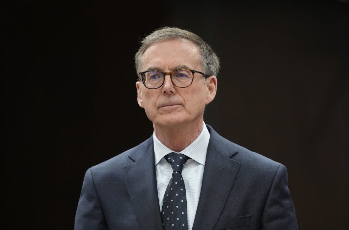Bank of Canada says households struggling, economy vulnerable to shocks