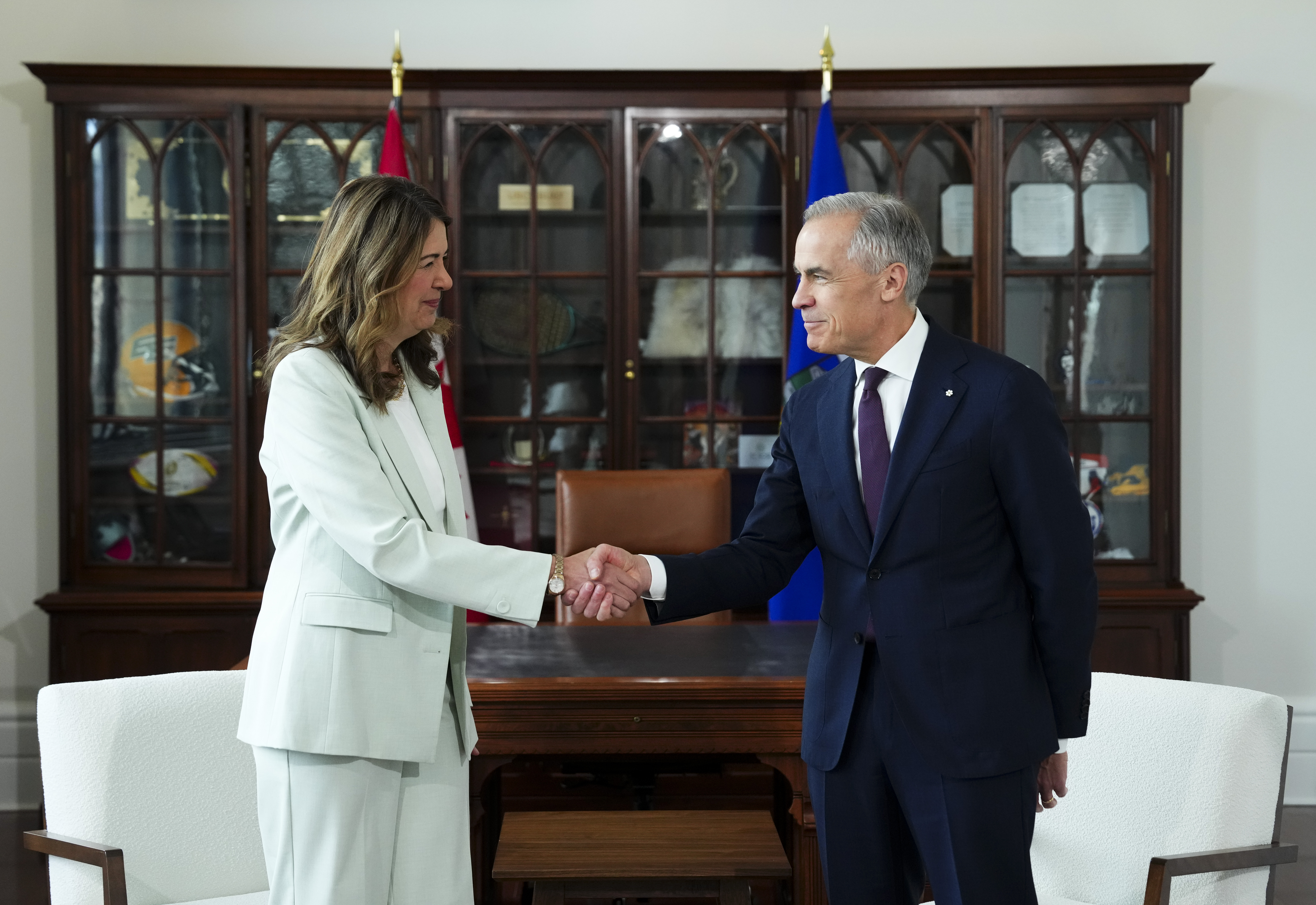 Danielle Smith Hopes Mou With Ottawa Can Be Finalized In The ‘next Number Of Days’ - Beritaja