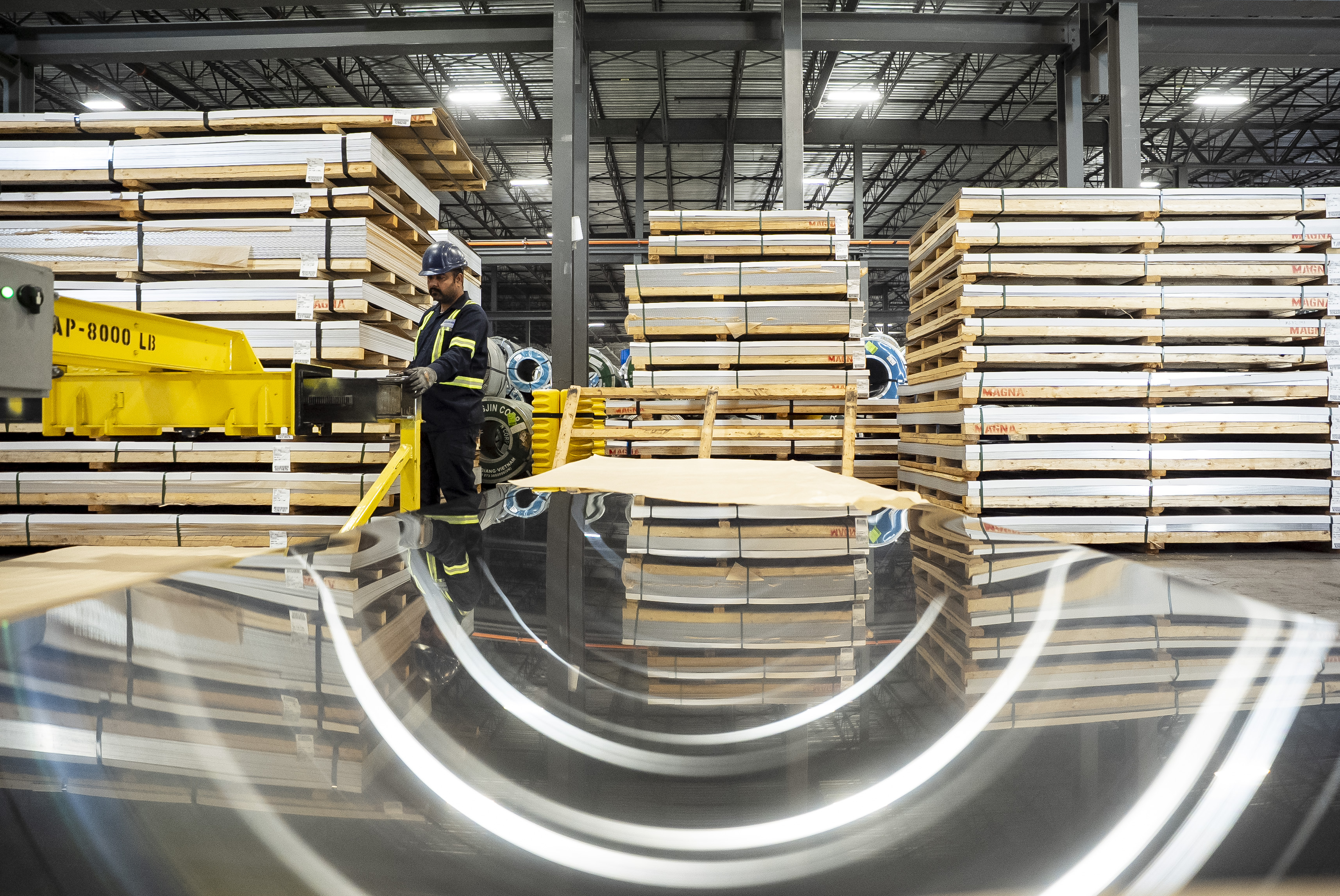 Canada On ‘front Lines’ Of Trade War As Joly Unveils $1.5b Tariff Support Plan - Beritaja