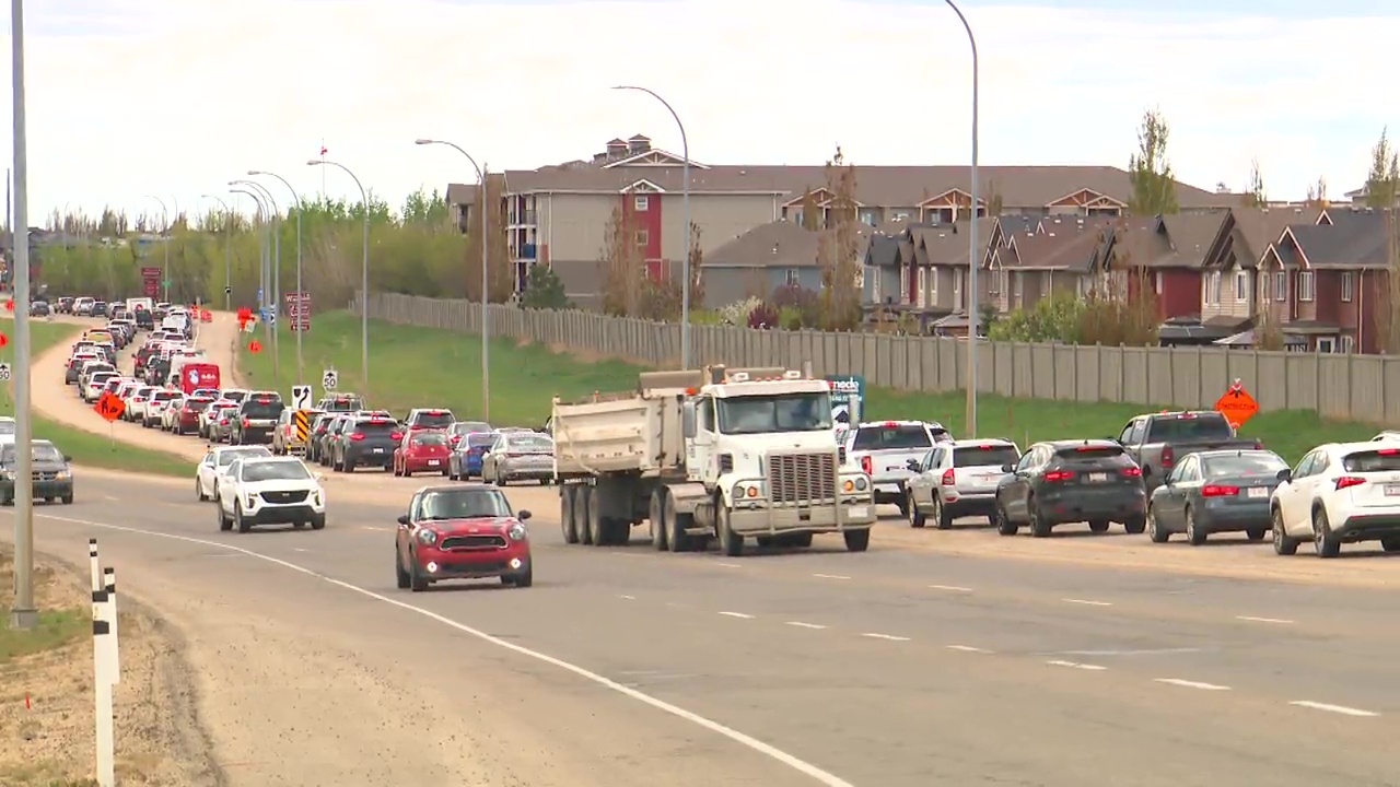 globalnews.ca - Karen Bartko - Terwillegar Drive expansion construction ramps up at Anthony Henday Drive - Edmonton