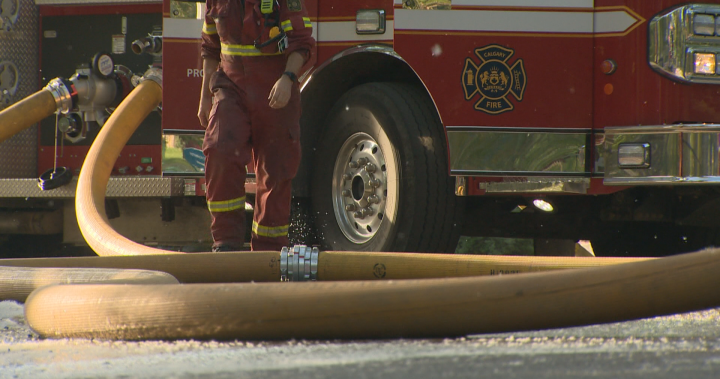 Calgary City Council To Consider New Committee For Fire Department - Beritaja