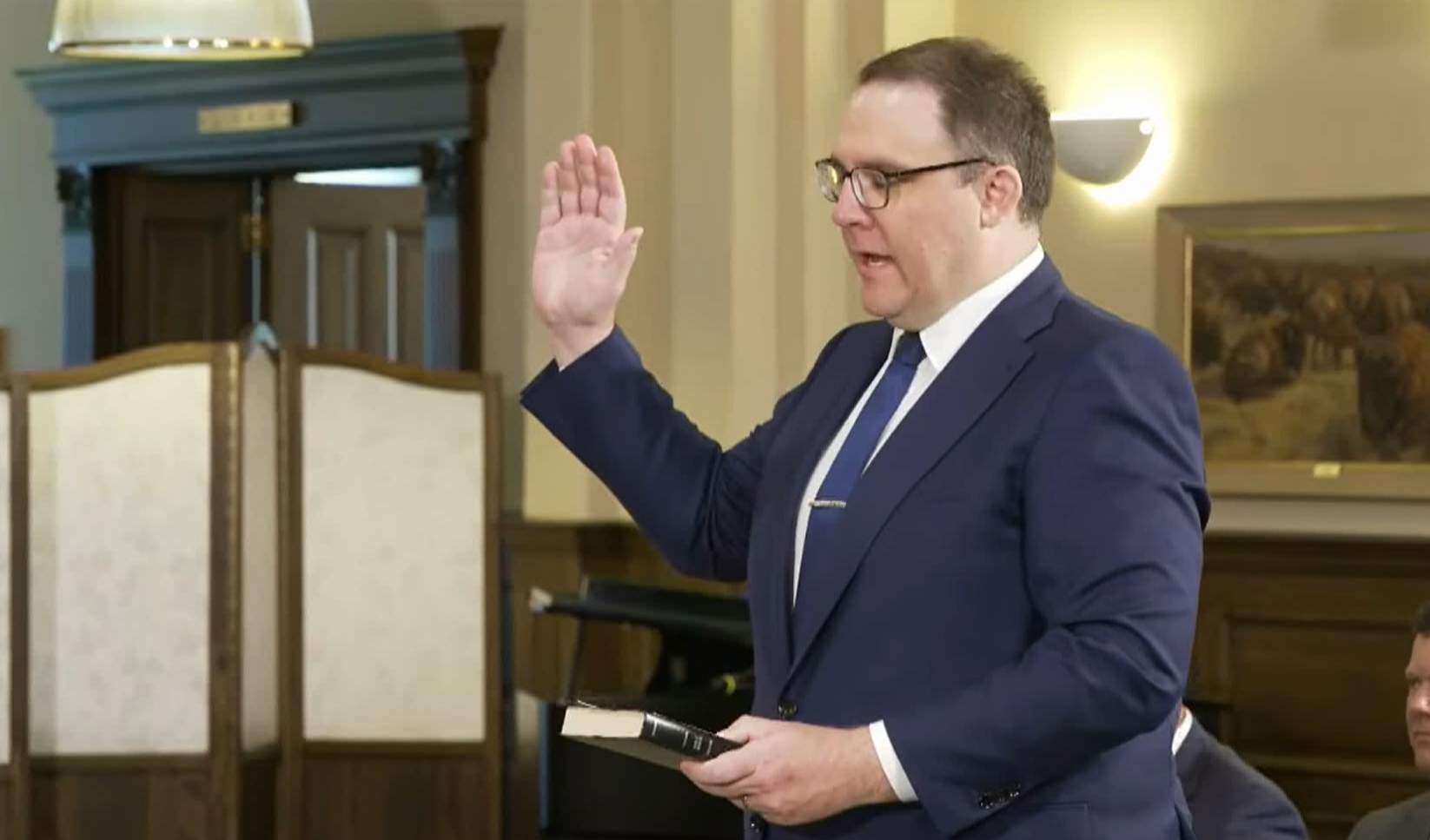 The Quiet Shift of Power in the Alberta Night