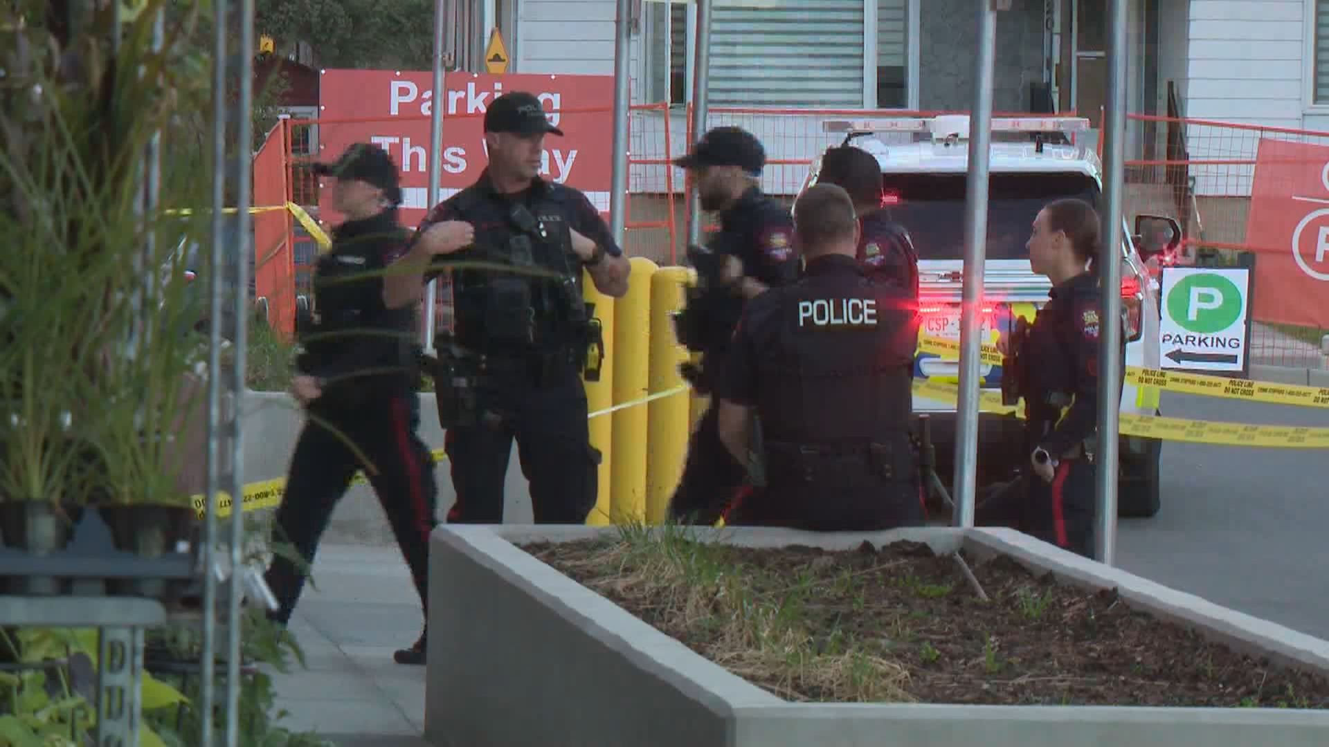 Calgary police say one victim of Monday shooting was an innocent bystander  | Globalnews.ca