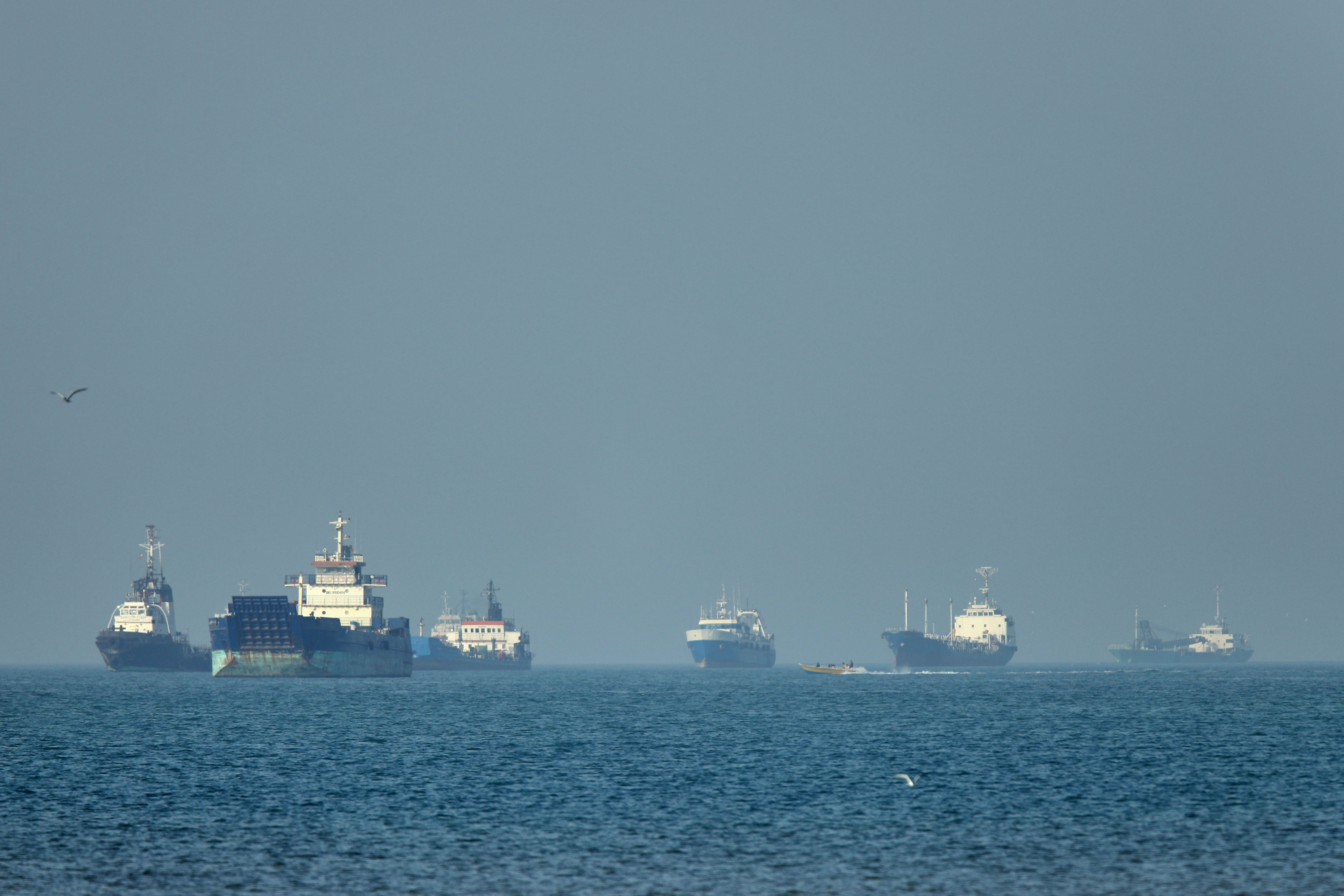 U.s. Denies Iran Claim Of Striking American Vessel In Strait Of Hormuz - Beritaja