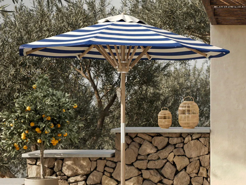 The Curator: Best patio umbrellas for your backyard and outdoor setup