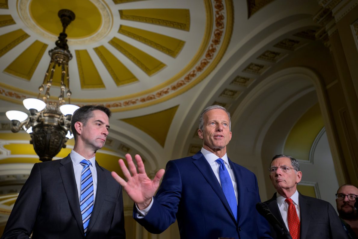 Republicans Delay Budget Vote Over Trump Ballroom, $1.8b Fund Concerns - Beritaja