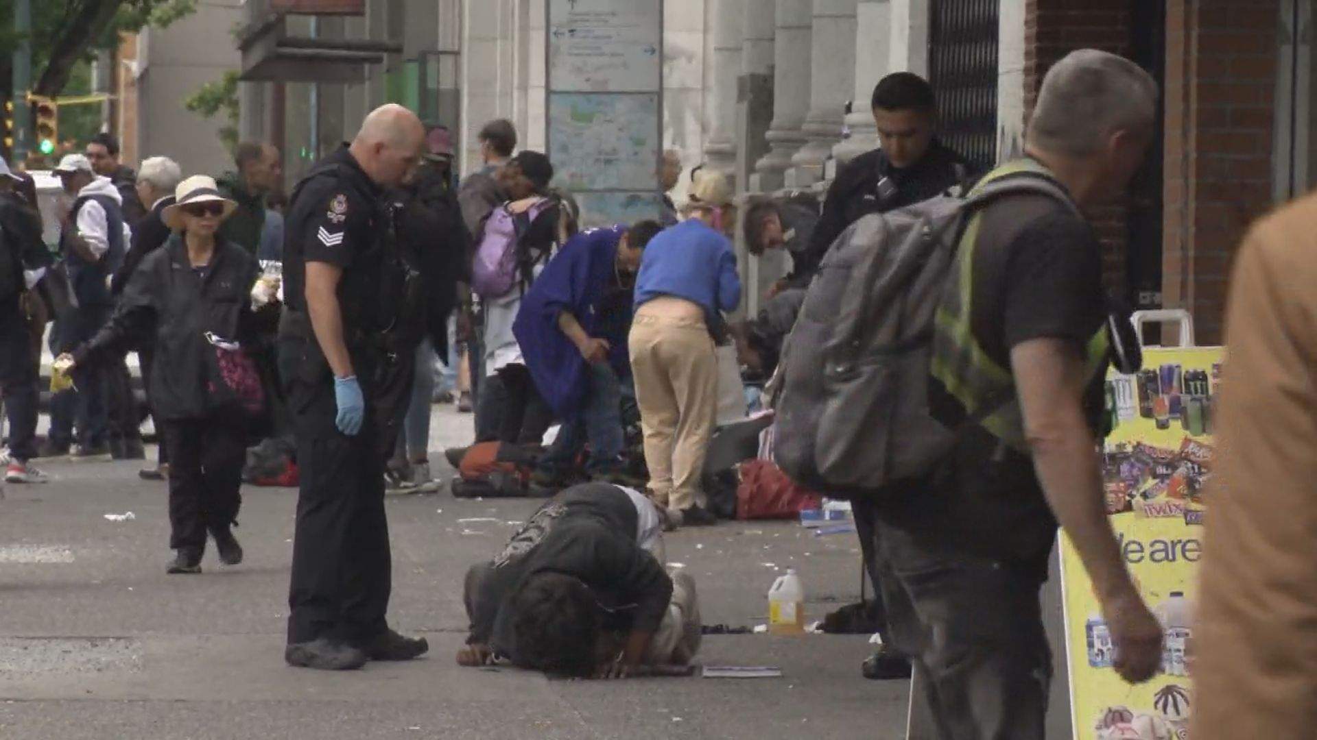 ‘Not putting up with this’: VPD directing drug users to overdose prevention sites
