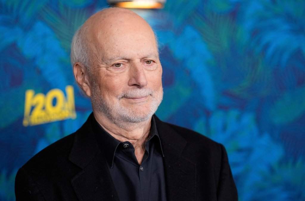 James Burrows, prolific TV director and ‘Cheers’ co-creator, dead at 85