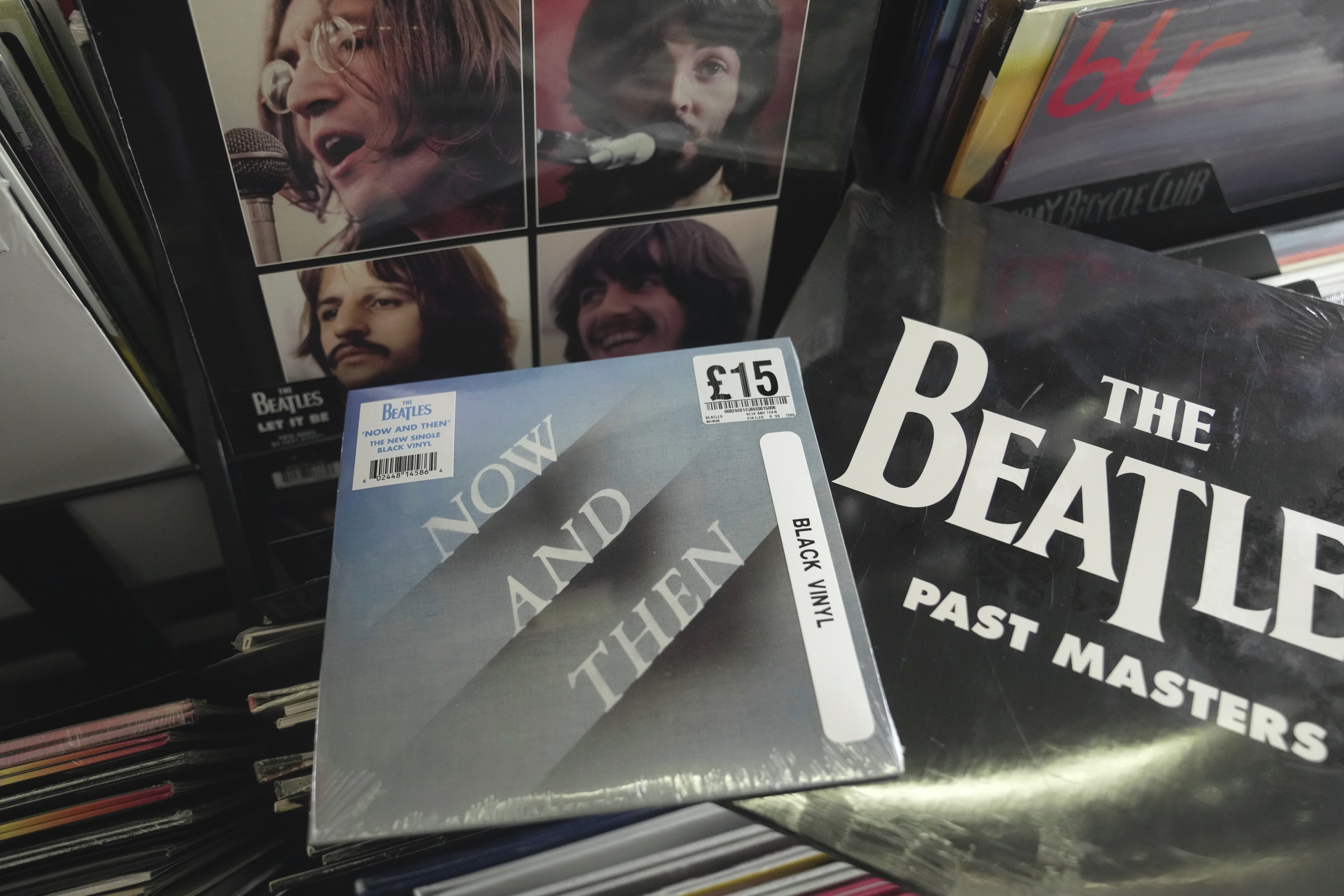 Как The Beatles останаха актуални след всички тези години?