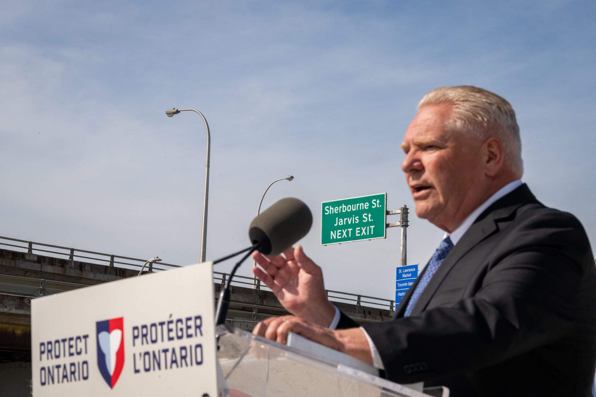 Ford government will officially take control of DVP, Gardiner in 2027