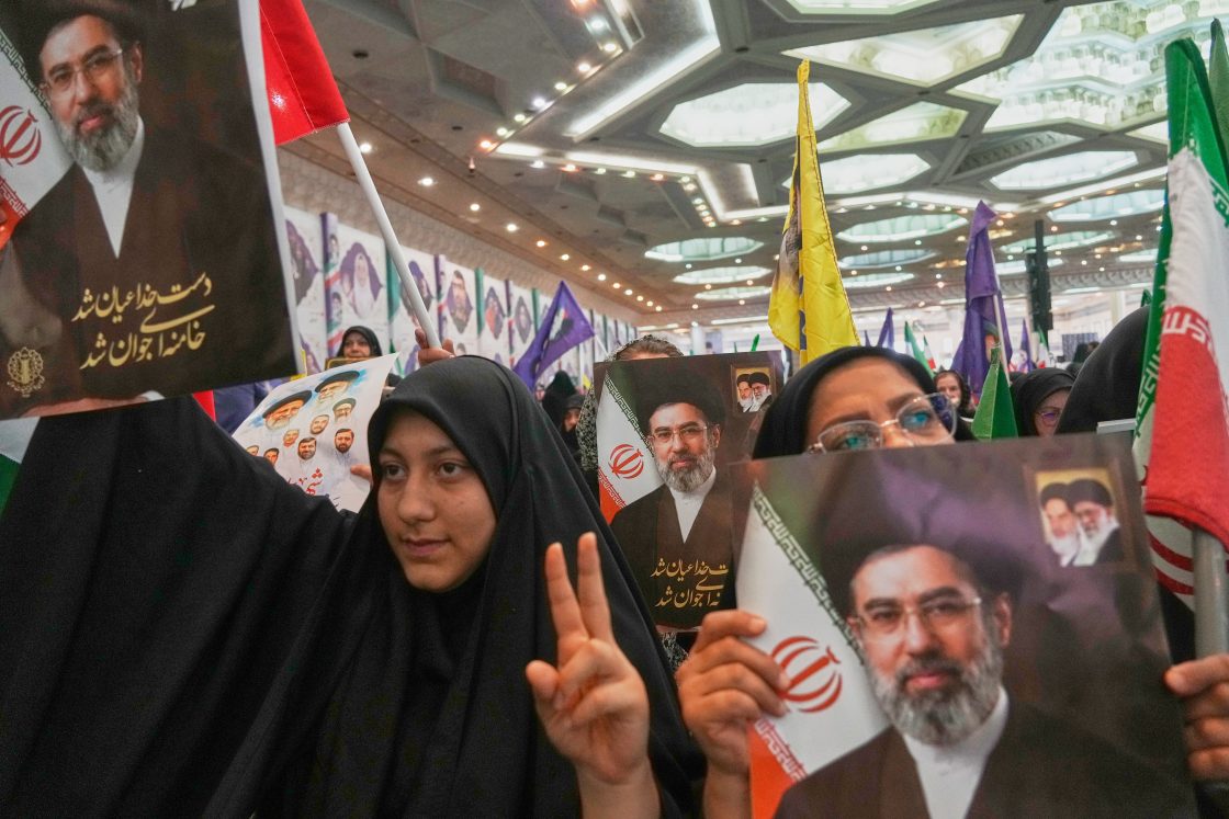 Trump denies reports Iran stopped talking to mediators, says talks ongoing